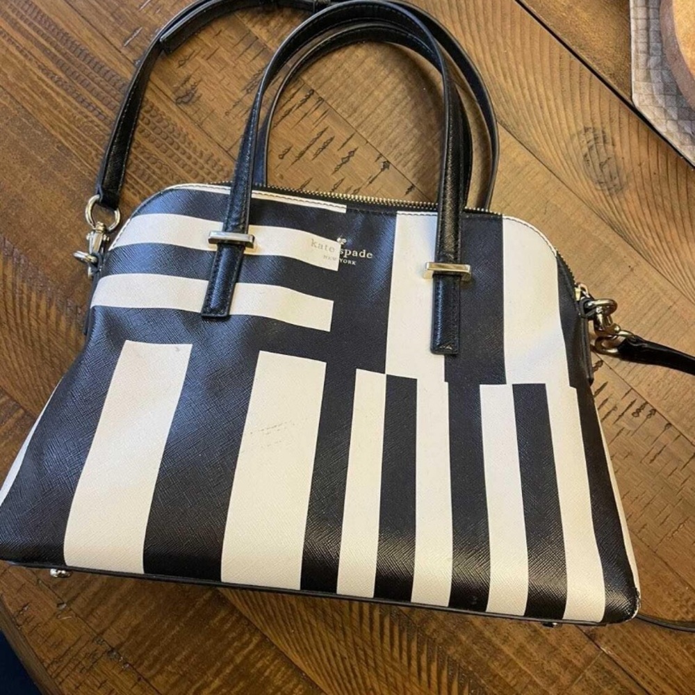 I AM LOOKING FOR THIS PURSE: Kate Spade Black and White Striped Satchel